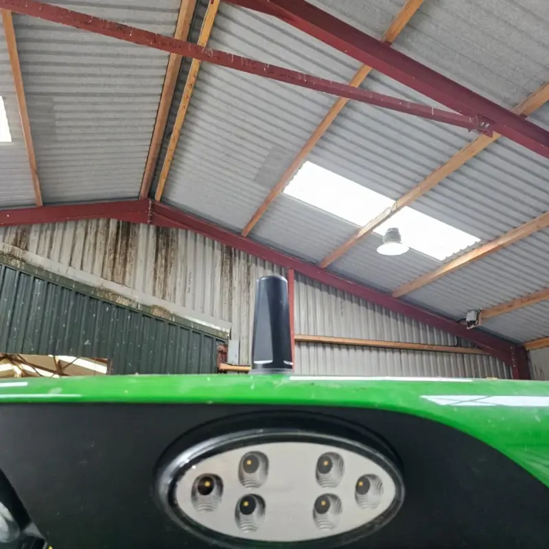 Cellular LTE Antenna Earth Independent