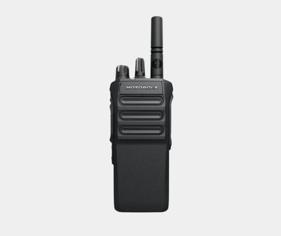 Motorola R7 Non-Keypad Digital Handheld Radio
