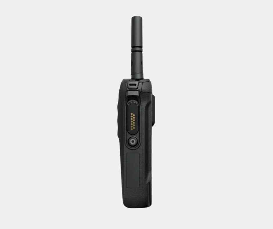 Motorola R7 Non-Keypad Digital Handheld Radio